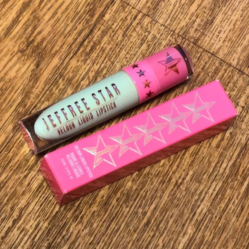 Jeffree Star Velour Liquid Lipstick in High Society Shade Mint Green Matte
